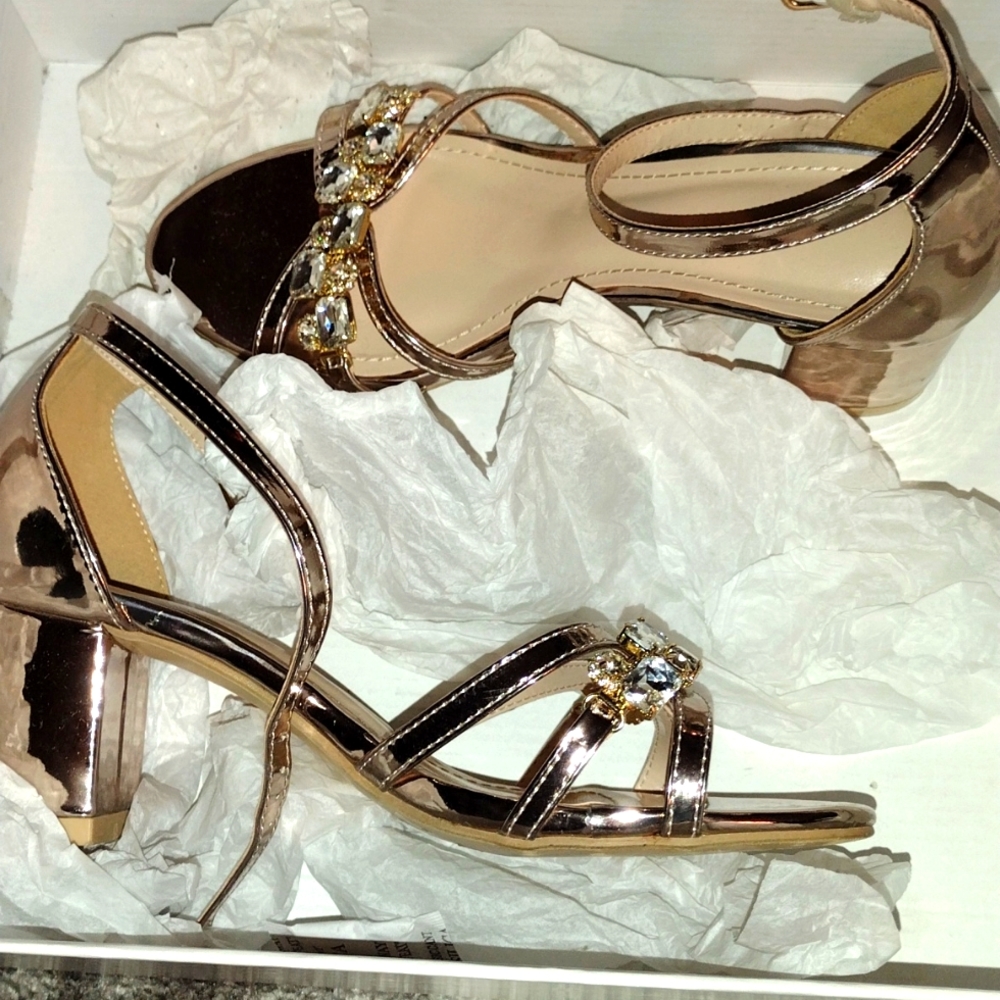 Women's heels shoes From Avon use in a wedding.